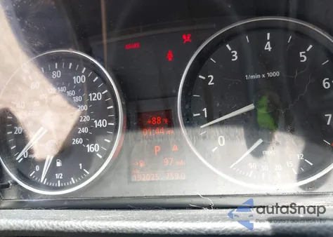 2006 BMW 330I from USA, damaged, VIN WBAVB33586KS32753